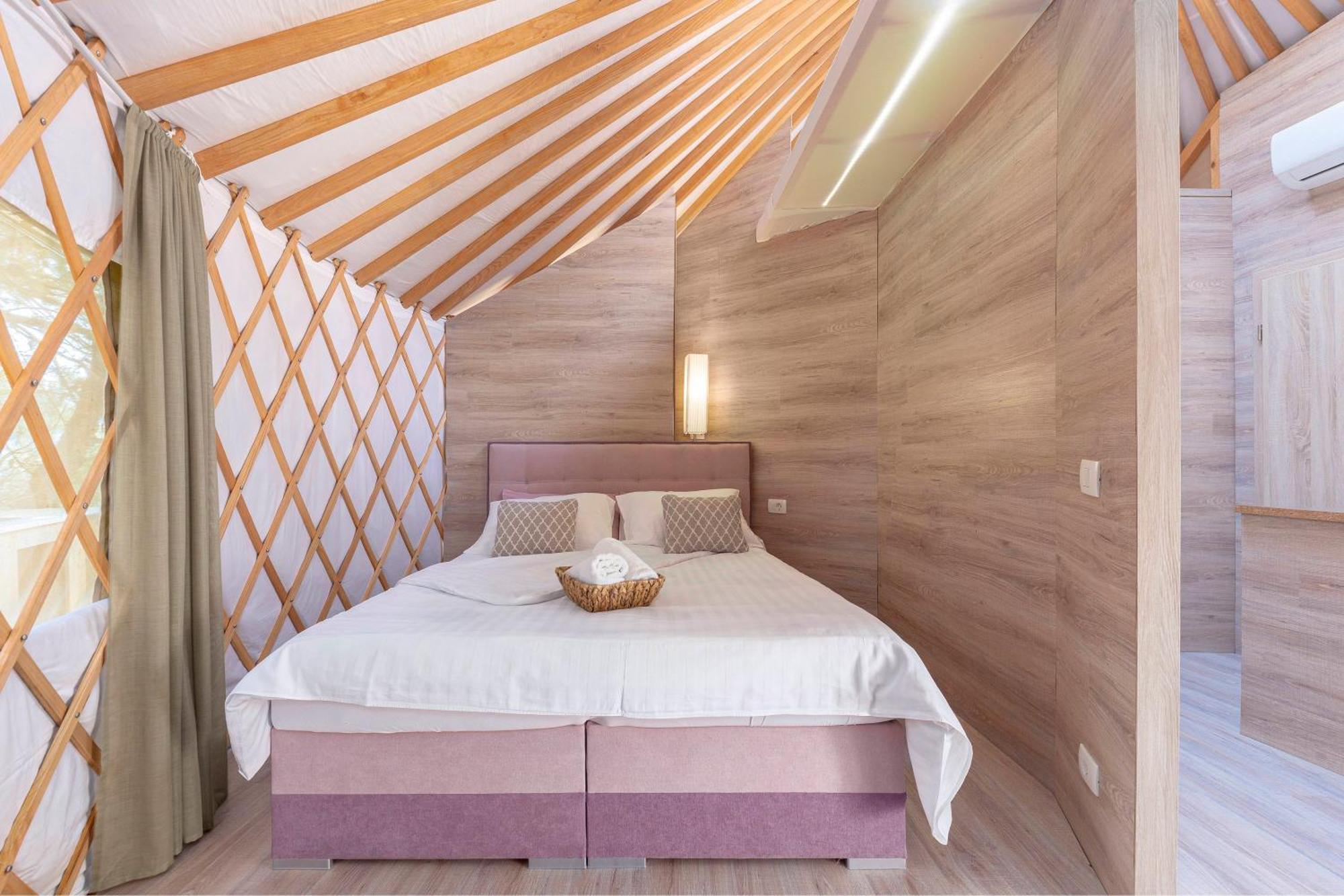 L.Stile Glamping Hotel Portoroz Bagian luar foto